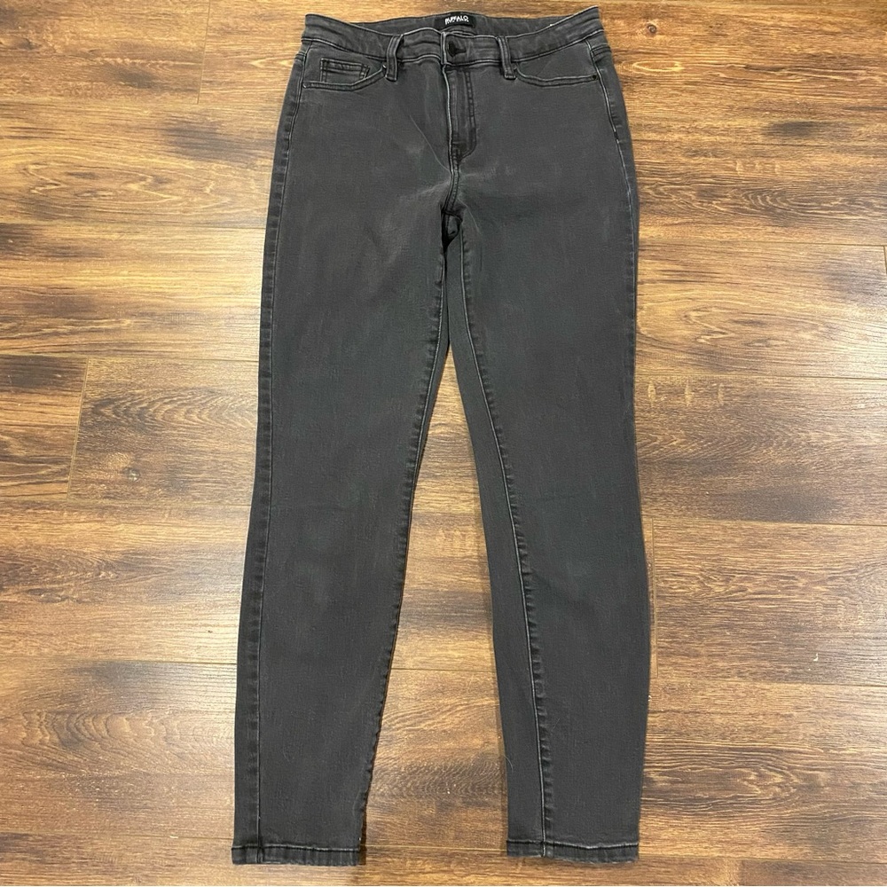 High-Rise stretch skinny Jean black wash size 6
